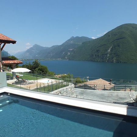 Rocca D'Anfo B&B-Apartments Lake View ภายนอก รูปภาพ